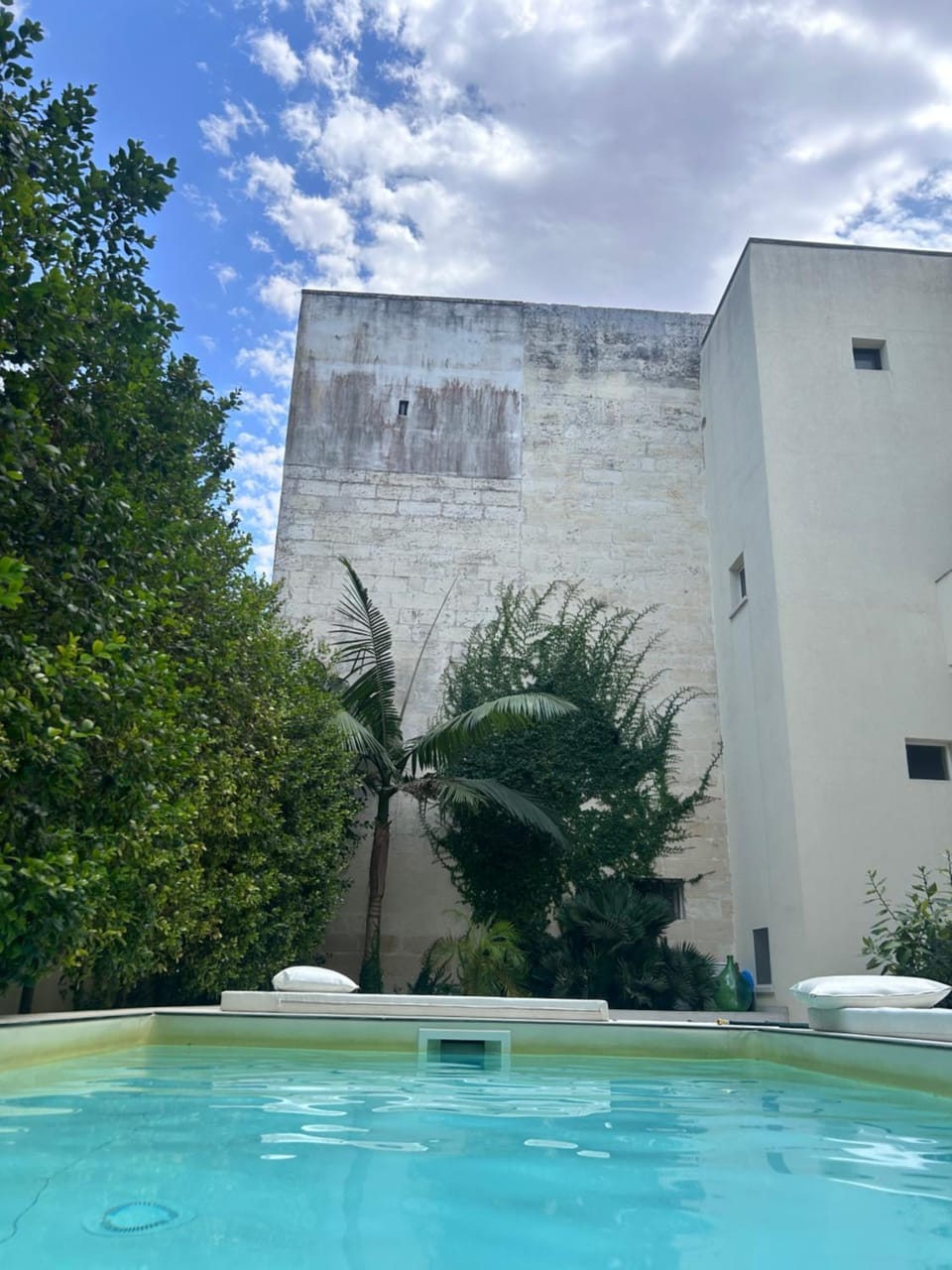 Carlo V - con piscina e giardino privati Apartment in Lecce