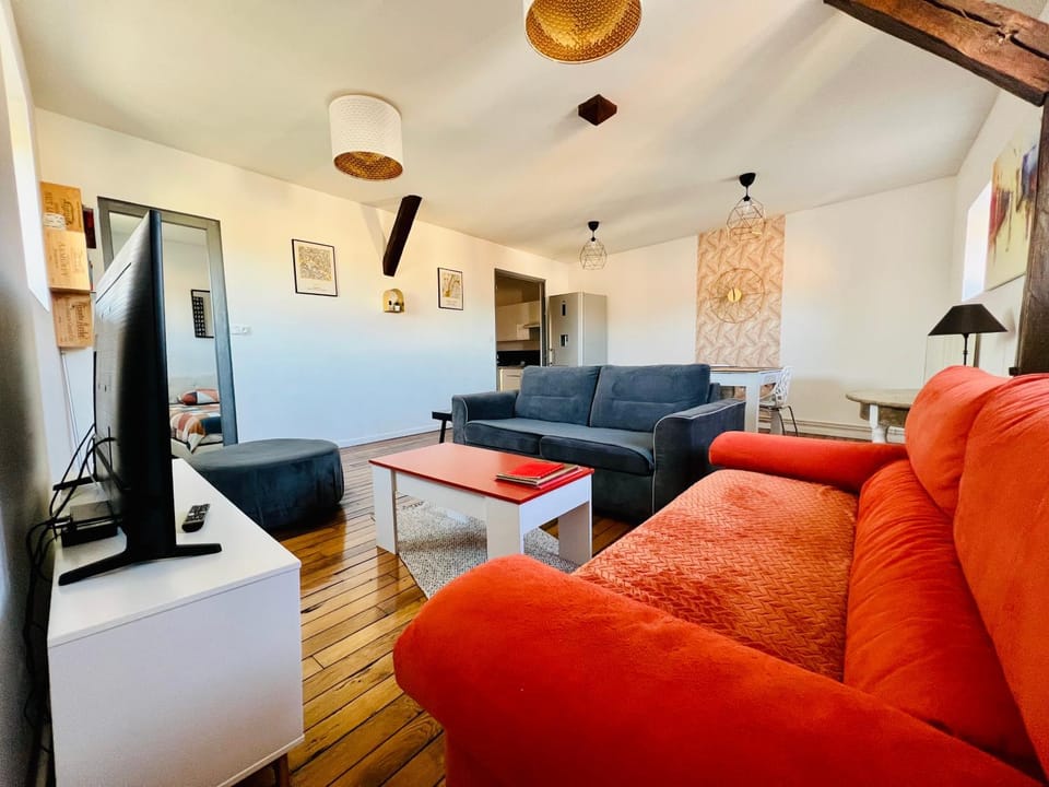 TV and multimedia, Living room, Seating area