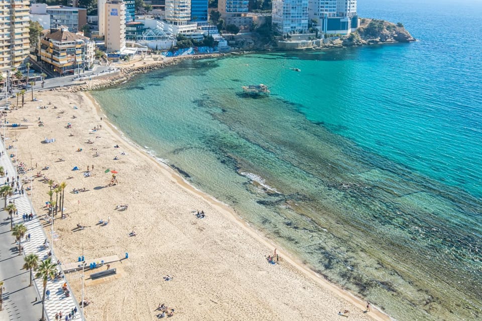 Nearby landmark, Off site, Day, Neighbourhood, Natural landscape, Beach, City view, Sea view