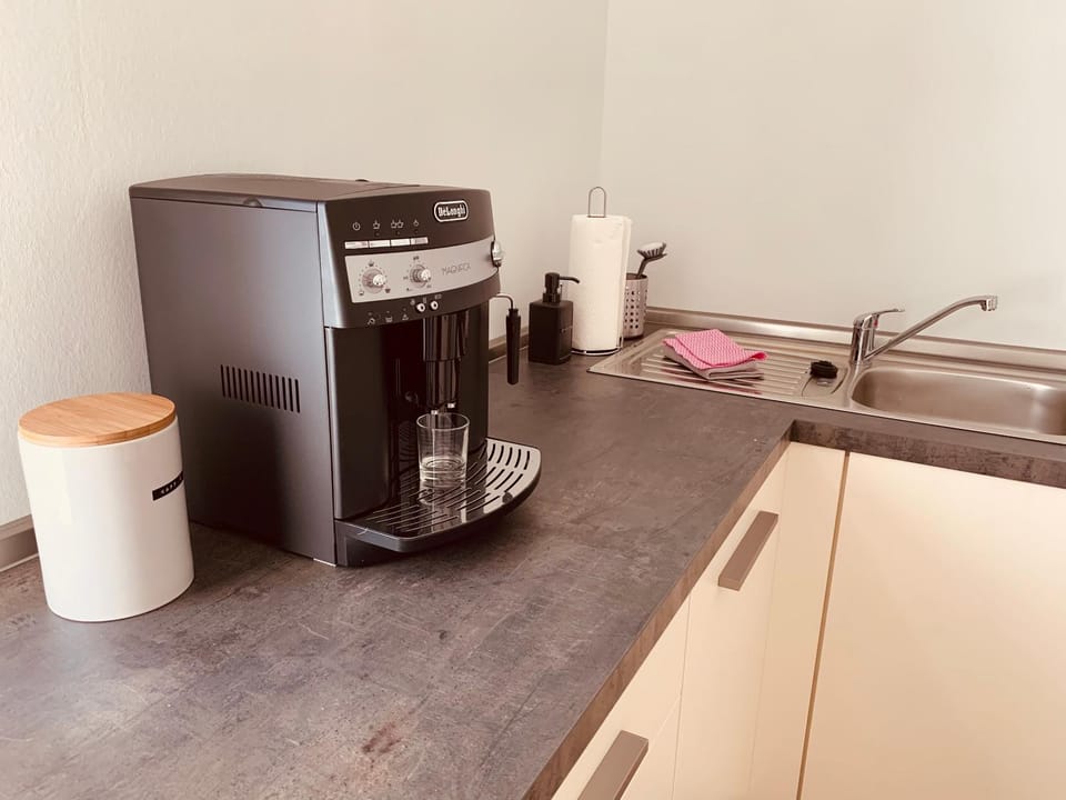 Coffee/tea facilities, Kitchen or kitchenette
