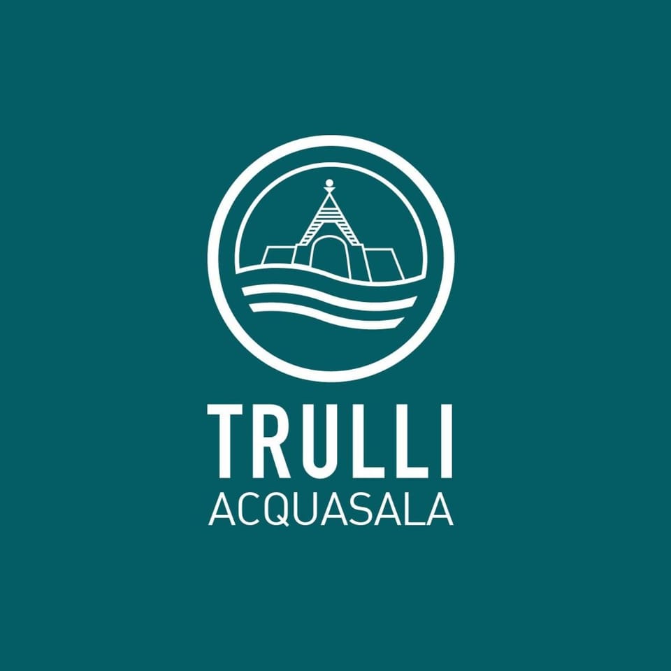 TRULLI ACQUASALA - Apulian Country Experience Villa in Province of Taranto