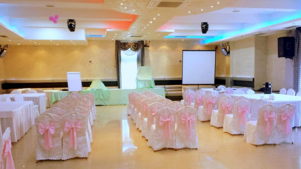 ESTRADA Lux Hotel in Belgrade