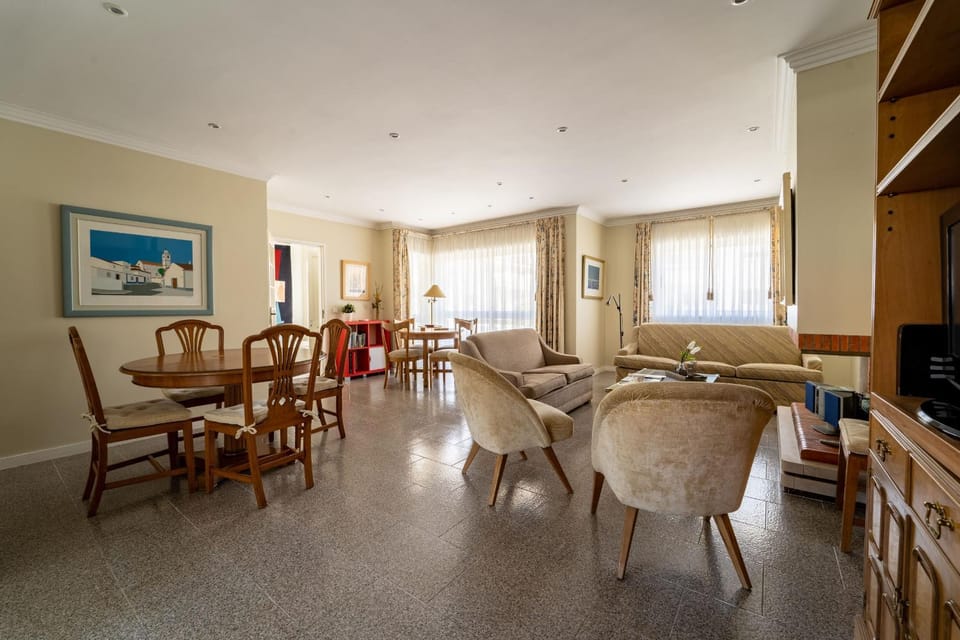 Communal lounge/ TV room, Living room
