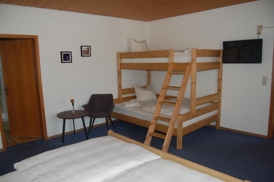 bunk bed