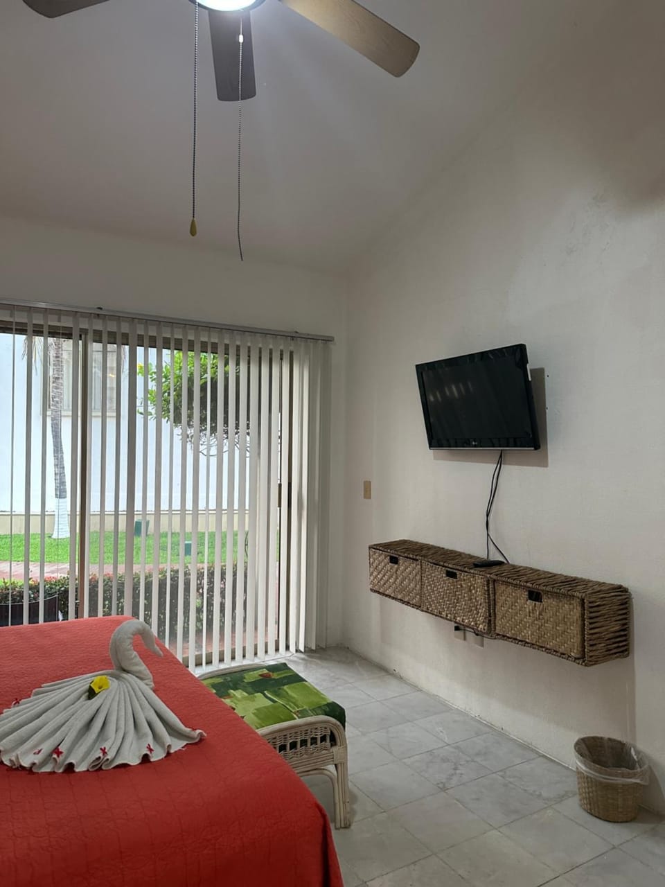 HAB PTa B ÁREA DE VILLAS DENTRO DEL HOTEL Junto al Krystal EN IXTAPA WIFI 2A 1M Con playa Hotel in Ixtapa Zihuatanejo