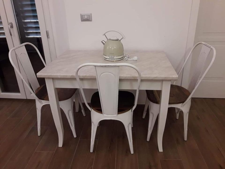 Vie d'acqua Al Morelo - City Center-BO Apartment in Bologna