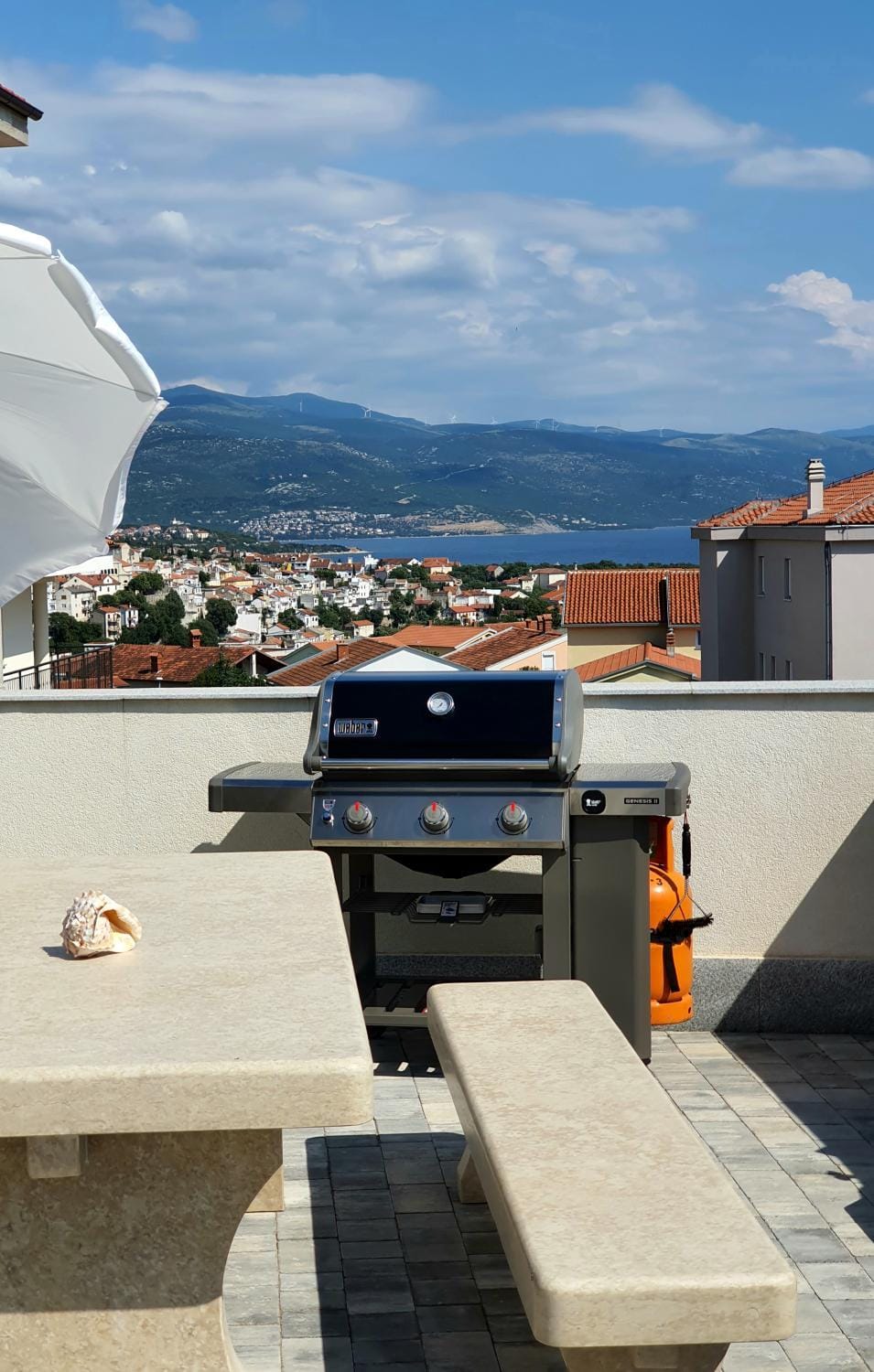BBQ facilities, Garden, Balcony/Terrace