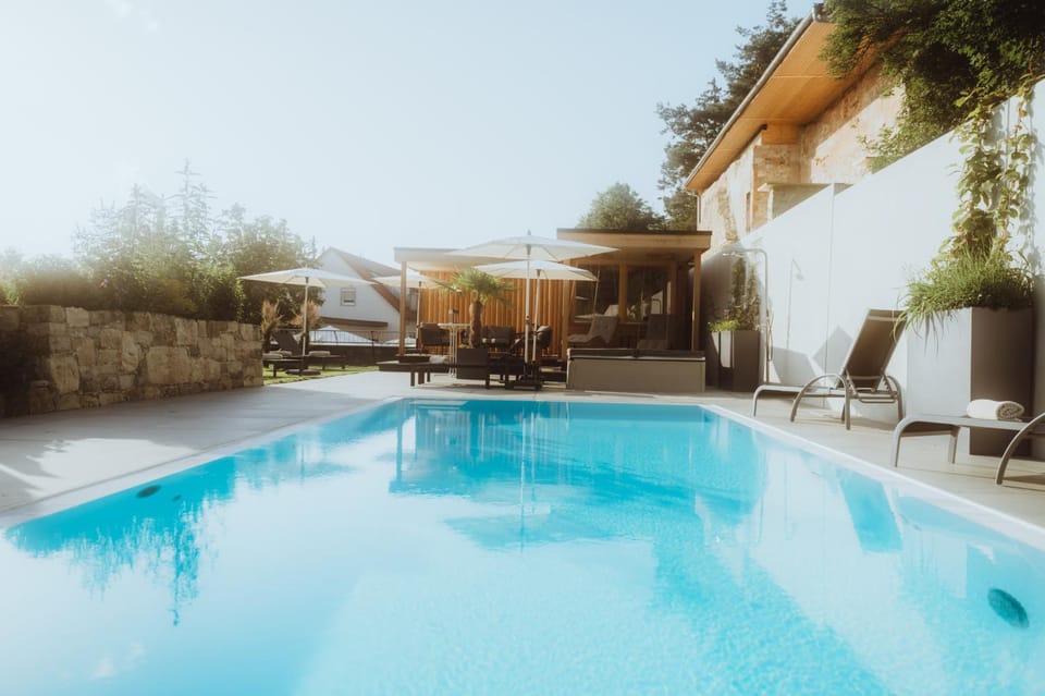 Pool view, Swimming pool, sunbed