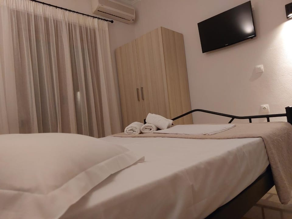 Iraklis Studios Apartment in Peloponnese, Western Greece and the Ionian
