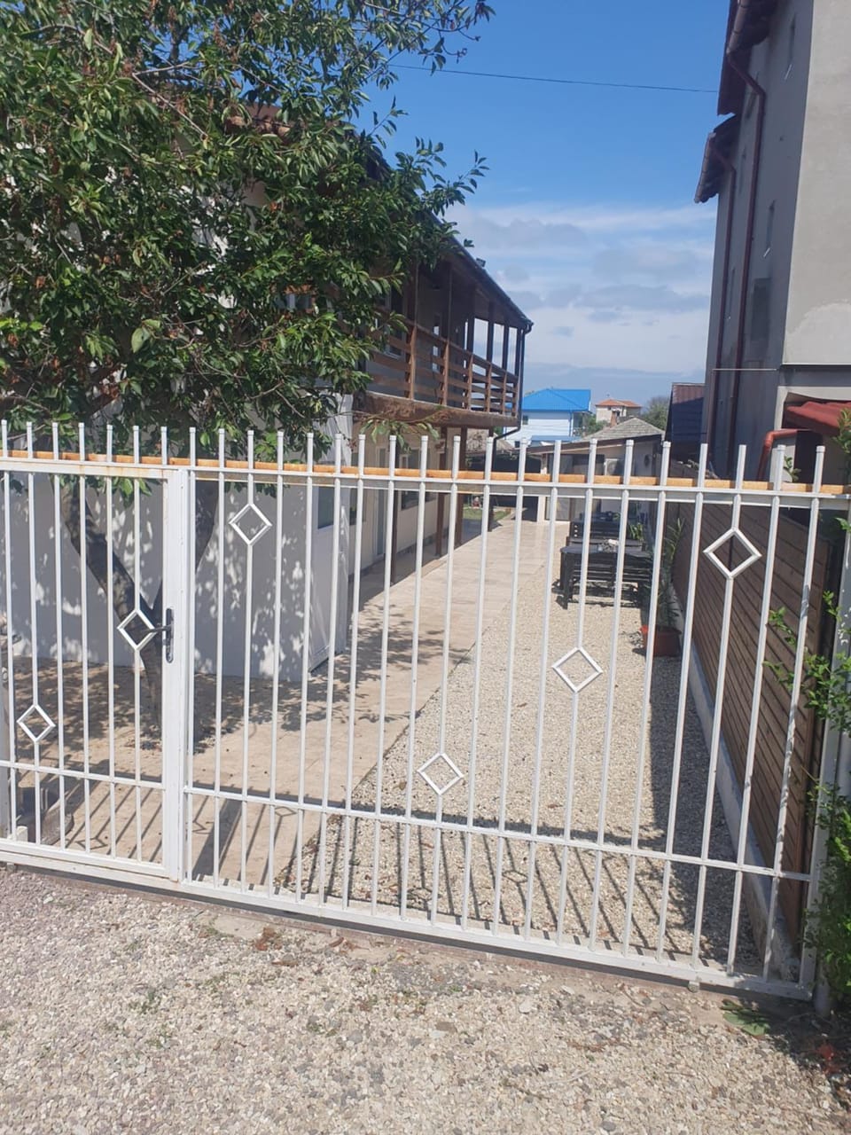 Property building, Day