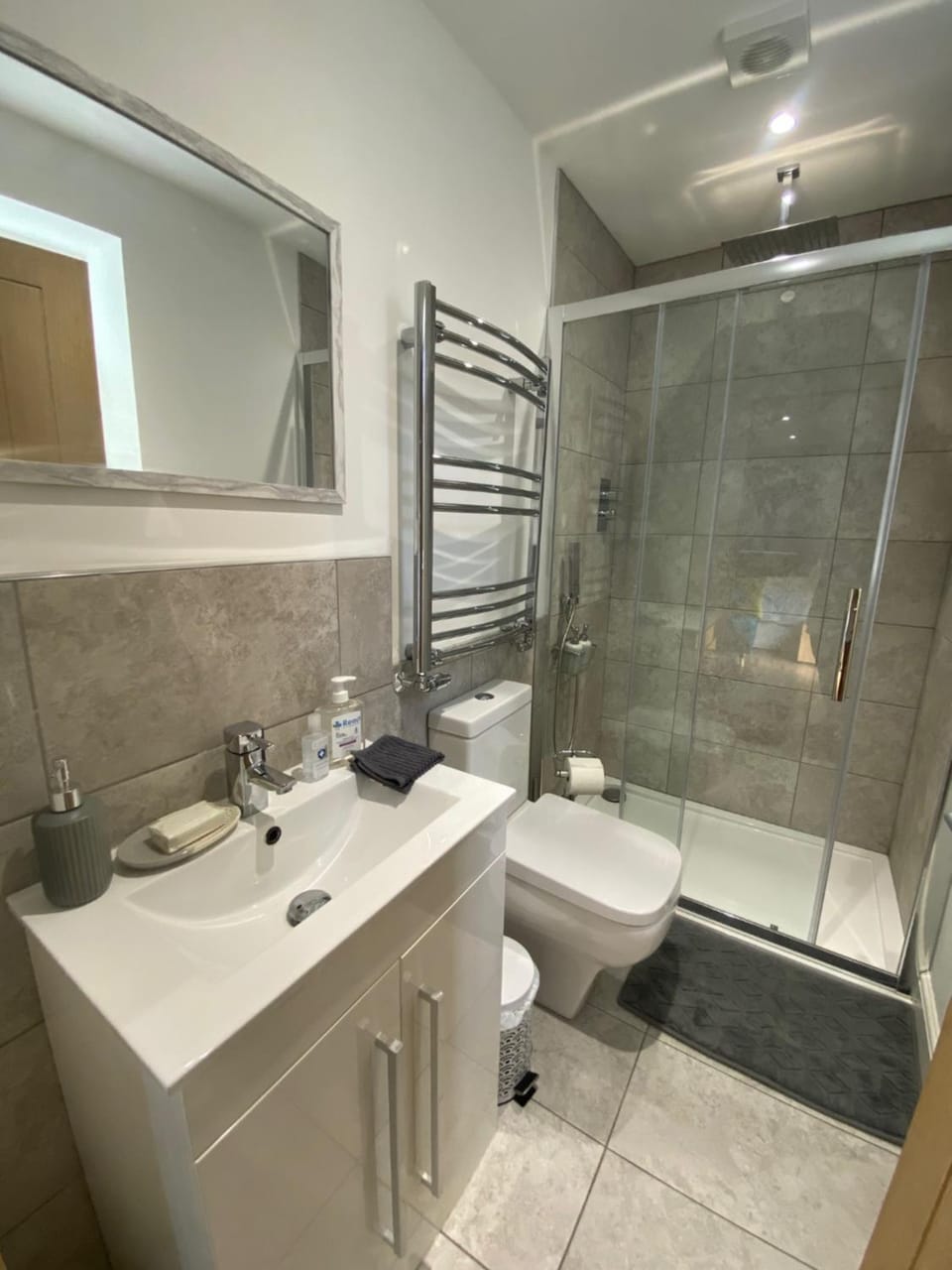 Shower, Toilet, Bathroom