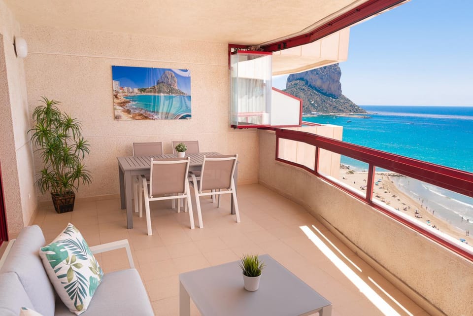 View (from property/room), Balcony/Terrace, Sea view