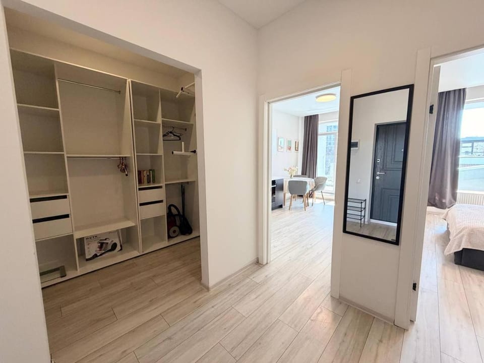 Photo of the whole room, wardrobe