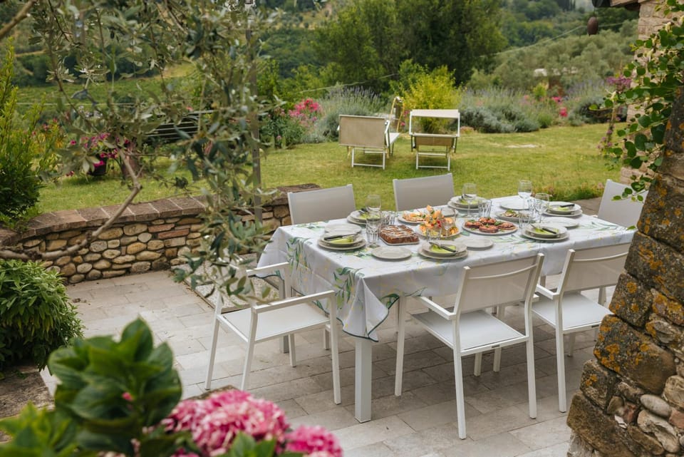 Timeless Beauty in Chianti Apartment in San Casciano Val Pesa