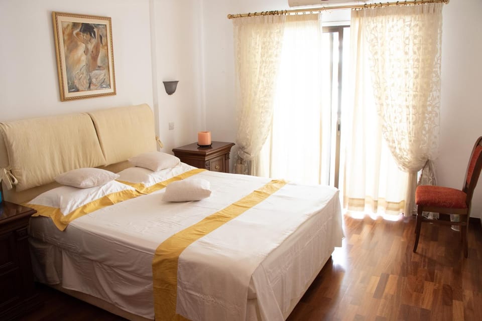 Luxury Apartment, near Pinikoudes beach Apartment in Larnaca