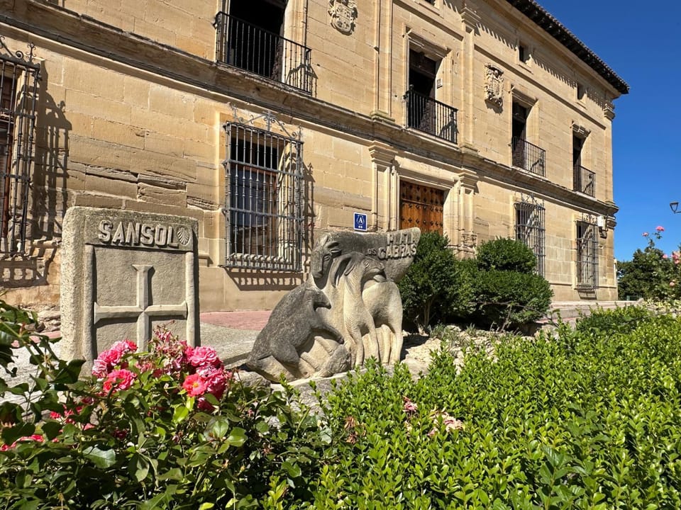 Palacio de Sansol Hostel in La Rioja