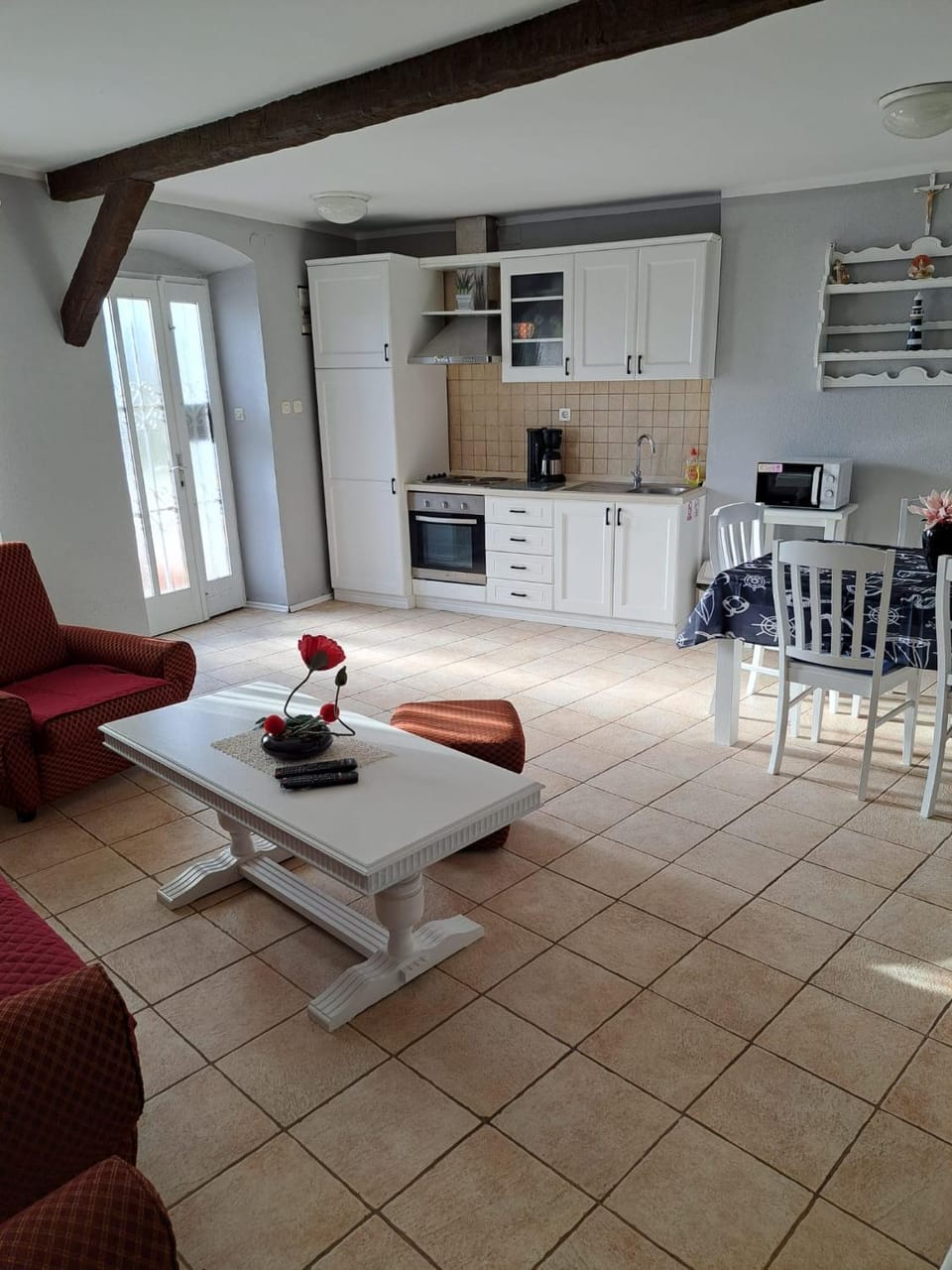 Kitchen or kitchenette, Living room, Dining area