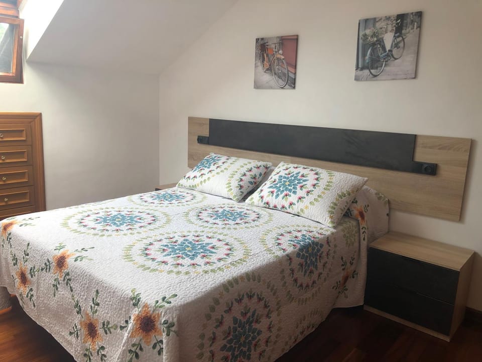 Apartamento El Cine Apartment in Cangas de Onís