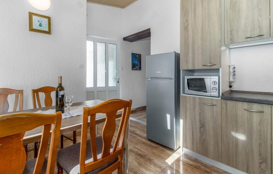 Apartmani s dvije spavaće sobe 4 osobe Apartment in Primorje-Gorski Kotar County