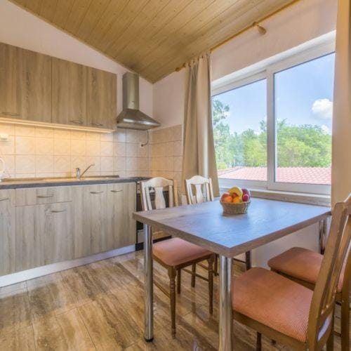 Apartmani s dvije spavaće sobe 4 osobe Apartment in Primorje-Gorski Kotar County