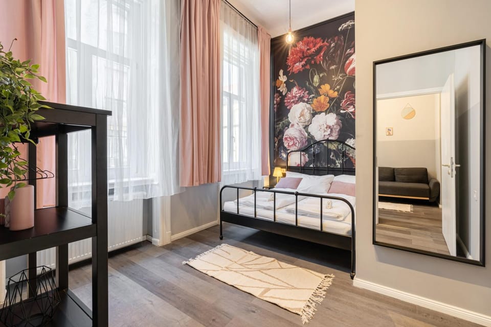 Bed, Decorative detail, Bedroom
