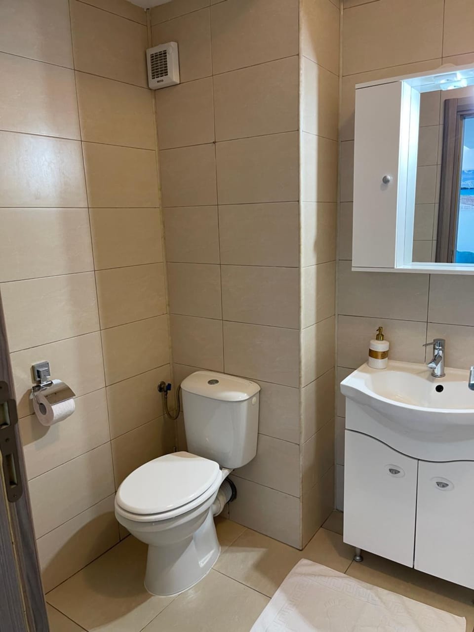 Summerland Mamaia Apartment in Constanta