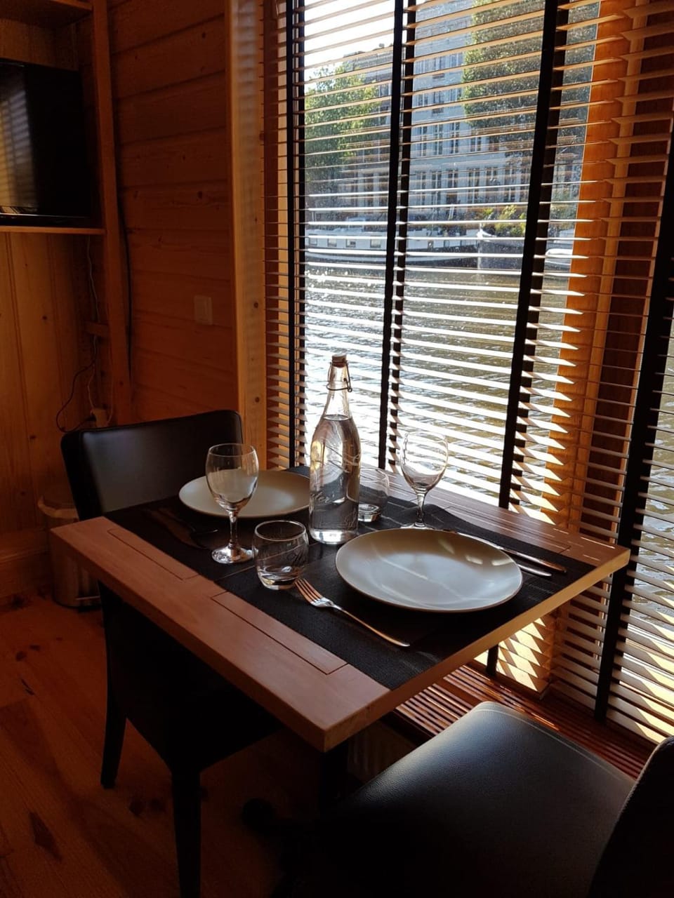 Mar&Mar Houseboat Studio Bed and Breakfast in Amsterdam