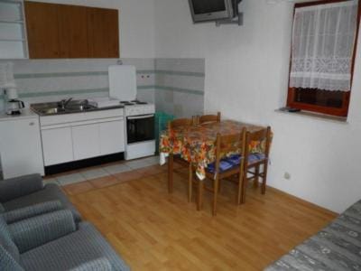 APARTMAN MIRJANA 7a Apartment in Primorje-Gorski Kotar County