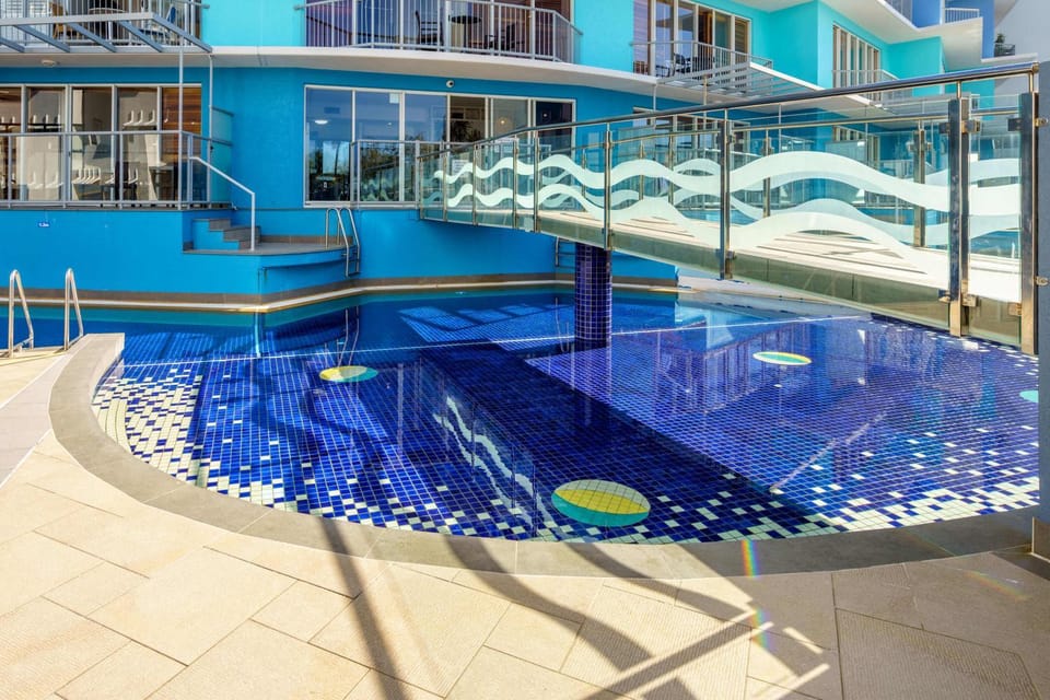 Pool view, Swimming pool