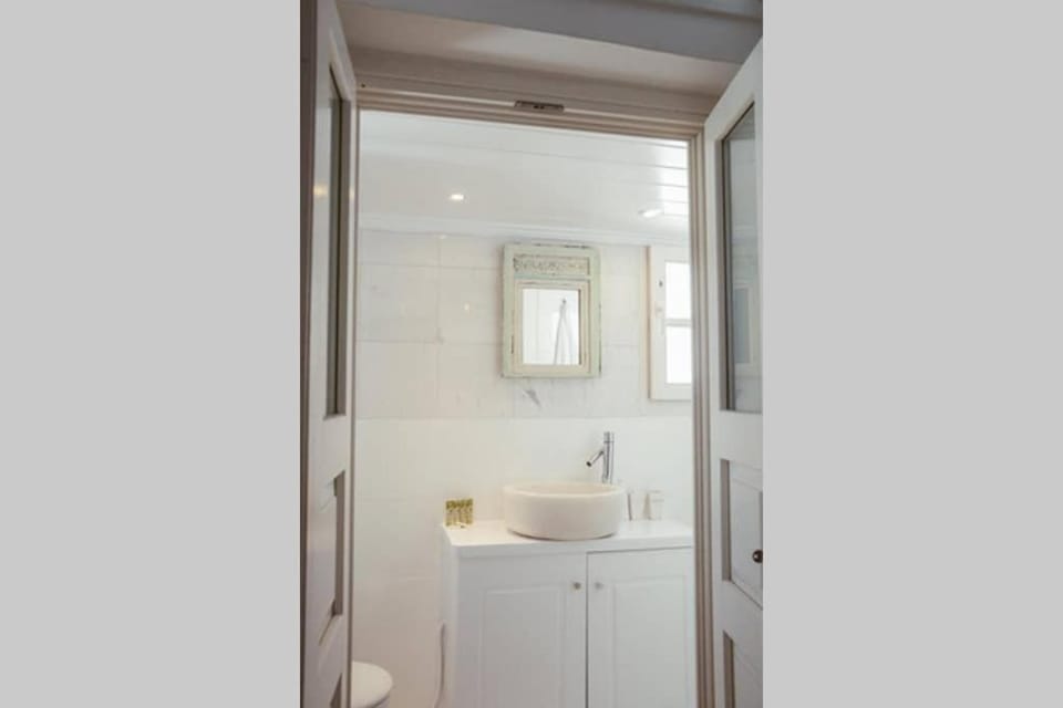 Mooi Mayor Town Loft Apartment in Mykonos