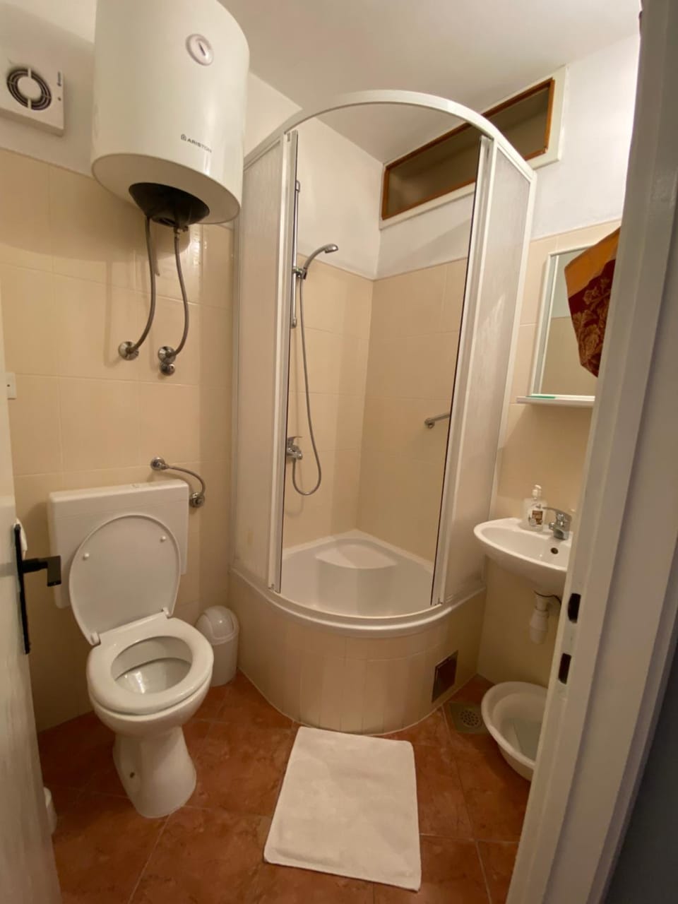 Toilet, Bathroom