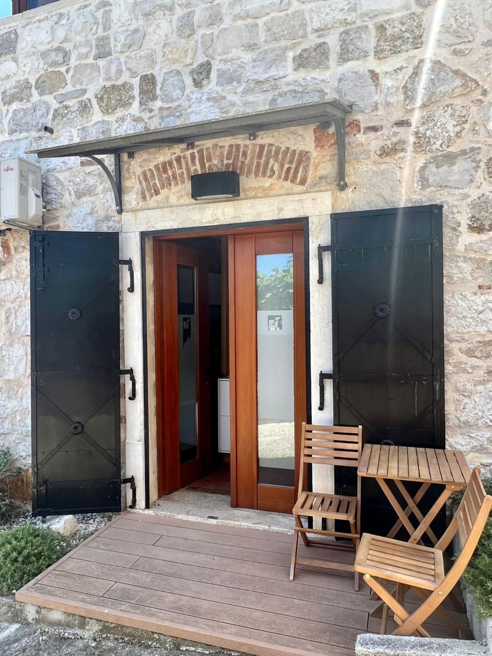 Property building, Patio, Day