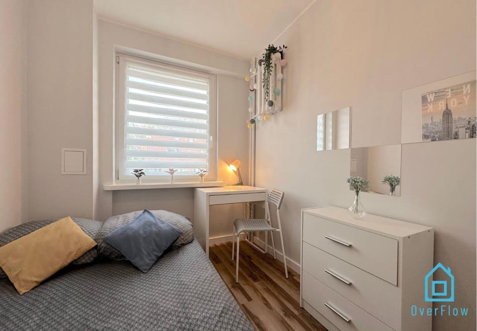 Sensational room 10 Min to Old Town Gdańsk,PKP & Shopping Mall Vacation rental in Gdansk