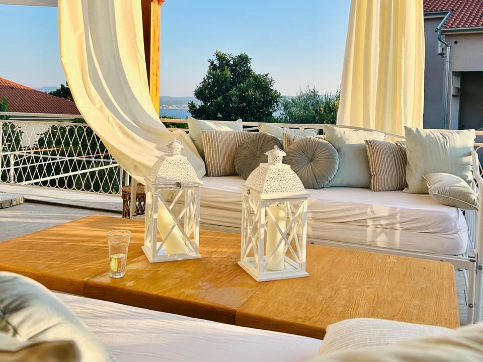 Balcony/Terrace, Seating area