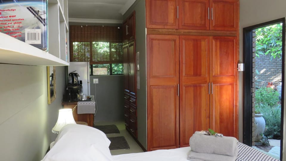 Coffee/tea facilities, Bedroom, Area and facilities