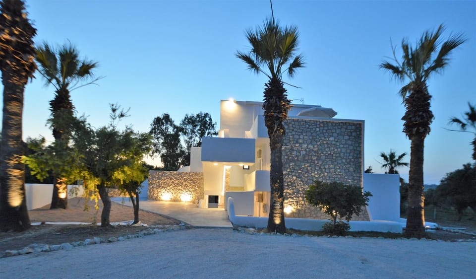 Property building, Day