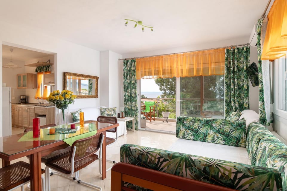 Balcony/Terrace, Living room, Seating area