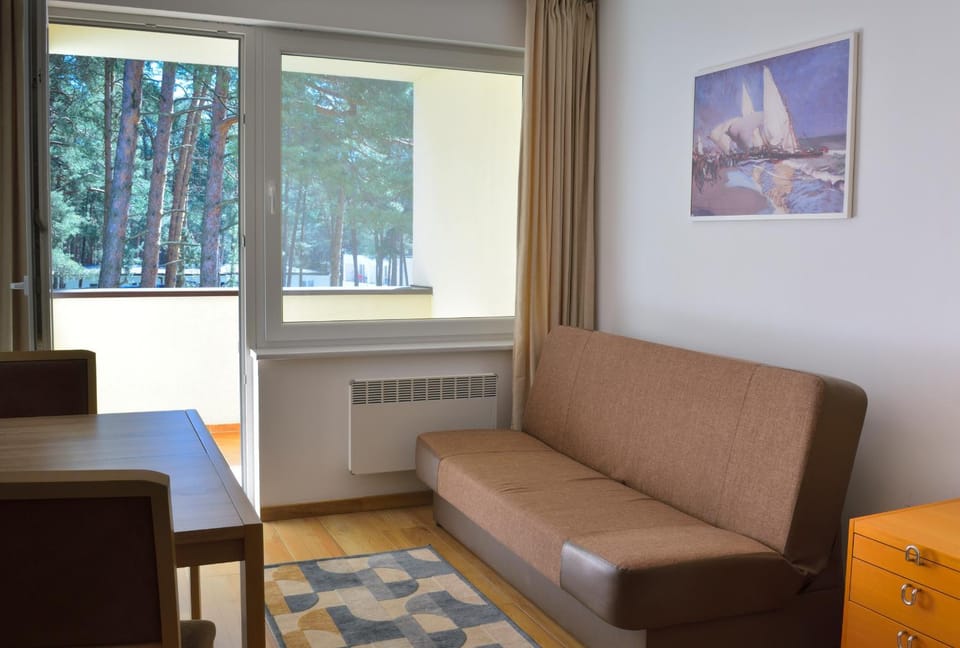 Bed, View (from property/room), Balcony/Terrace, Living room, Photo of the whole room, Dining area, furniture