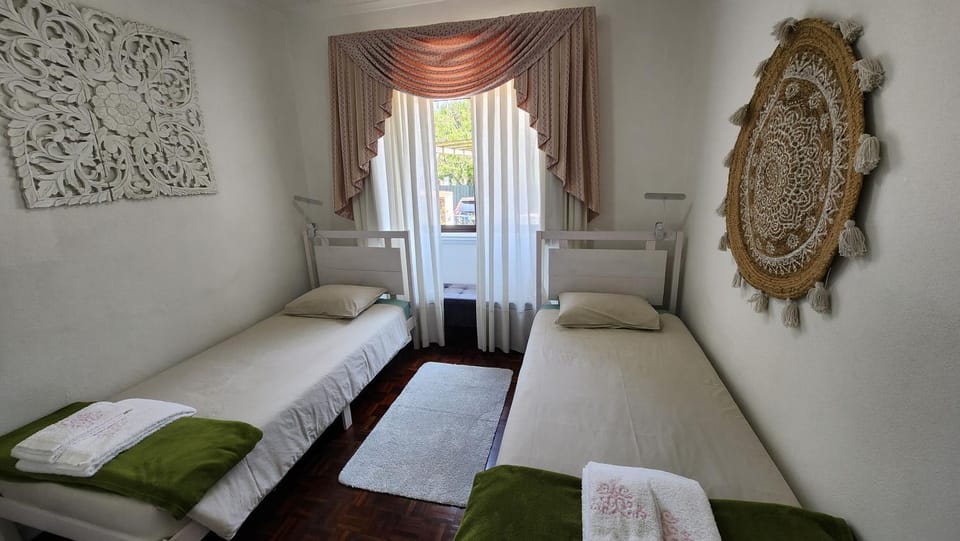 Bed, Bedroom, Garden view, young children, older children, flat iron, internet, towels, wardrobe, washing machine