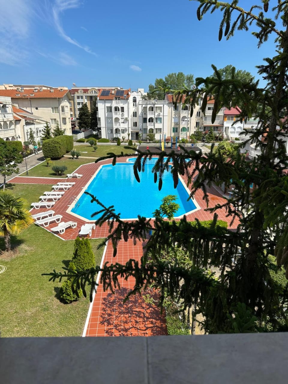 Swimming pool