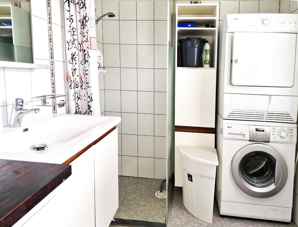 Bathroom, washing machine, dryer
