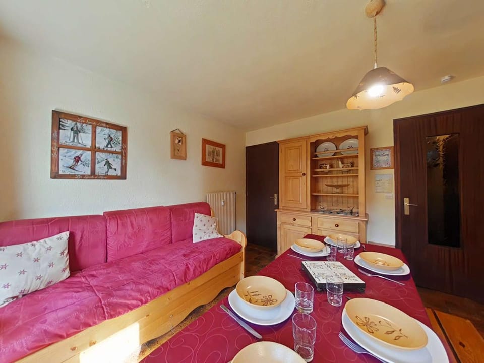 Appartement cosy 2 pièces, 6 couchages, proche pistes - FR-1-241-152 Apartment in Le Grand-Bornand