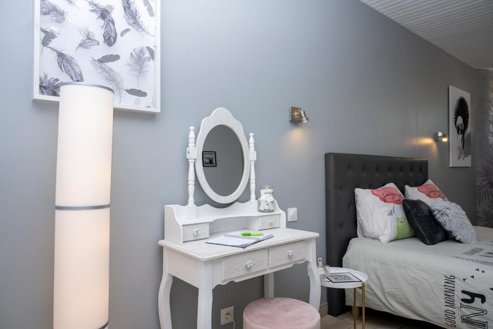Une HALTE Quelque PART Apartment in Grand Est