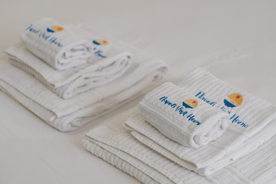 Property logo or sign, Decorative detail, towels