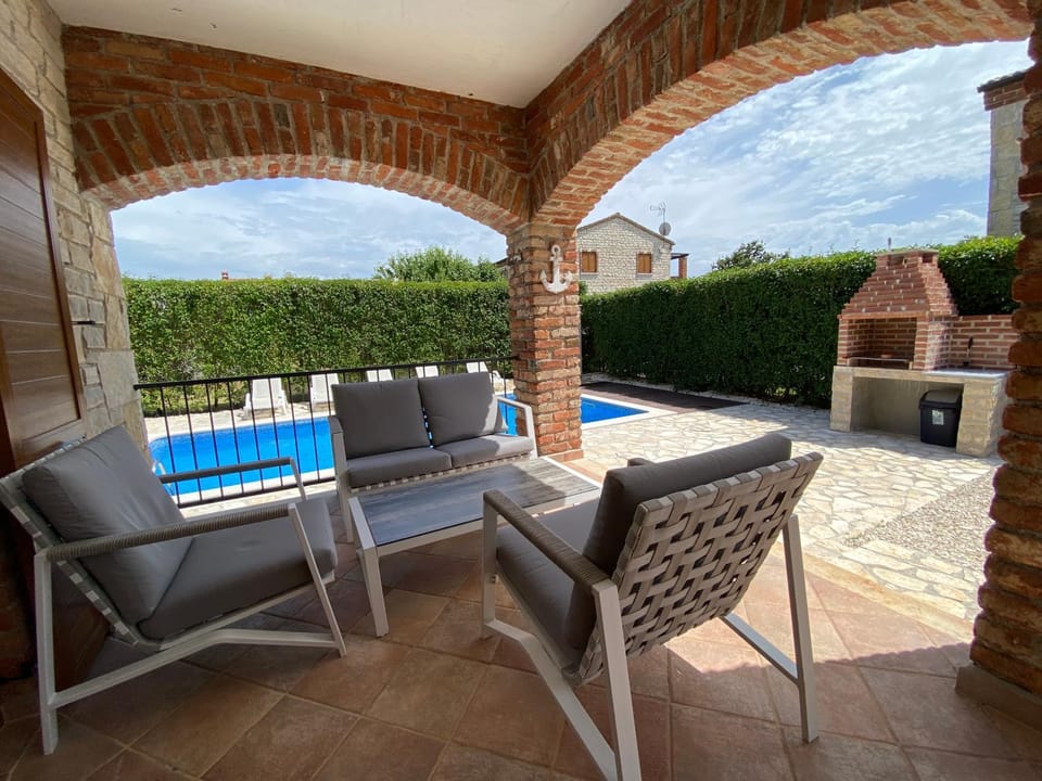 Paradise Villa Cassonni Istria 4 Stars House in Vodnjan