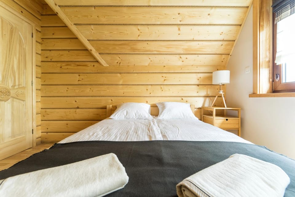 Bed, Decorative detail, Bedroom