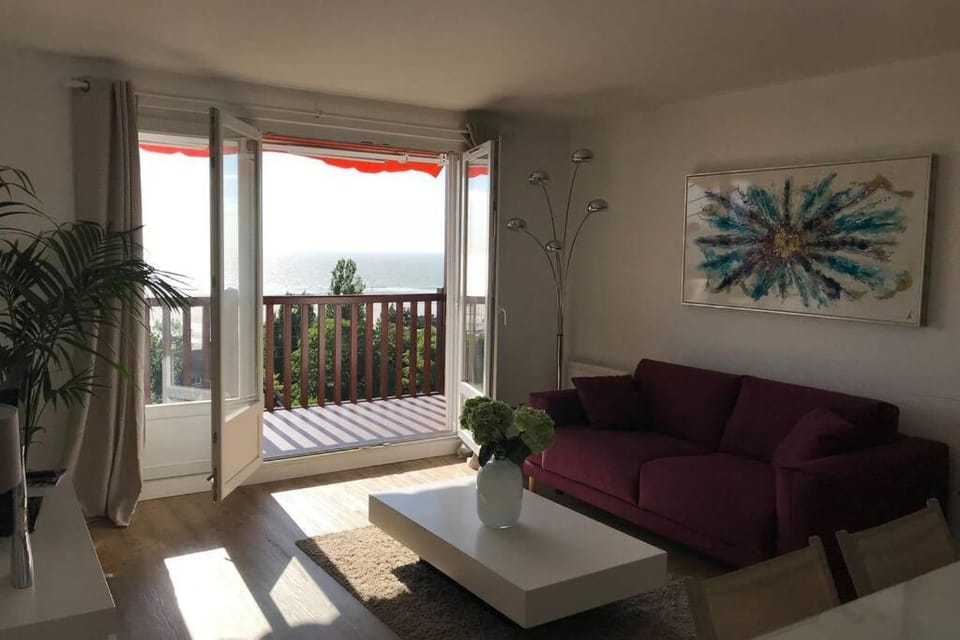 Appartement avec vue imprenable sur la mer Apartment in Deauville