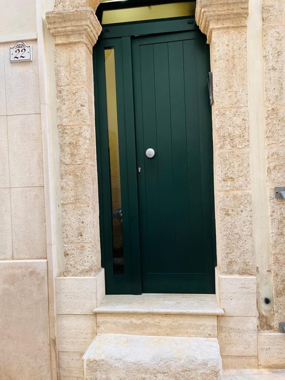 Facade/entrance