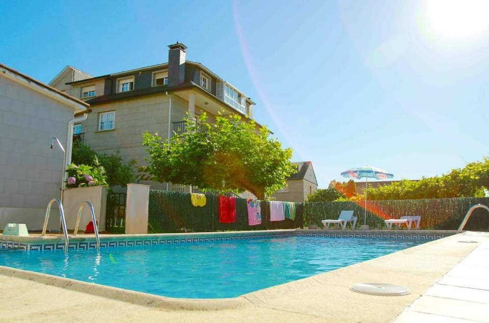 Apartamentos Hotel Vilacobiña Apartment in O Salnés