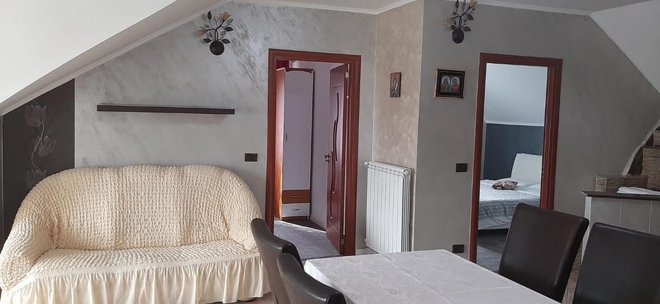 Pensiunea Alessia Bed and Breakfast in Romania